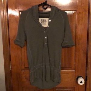 Ruehl olive green hooded sweatshirt